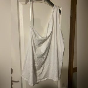 Torrid one shoulder tank NWT size 5